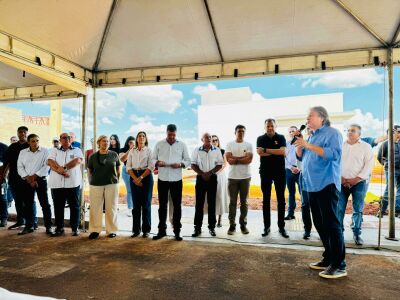 Imagem da notícia Em Costa Rica, Deputado Caravina participa da entrega de moradias e visita Chapadão do Sul e Camapuã
